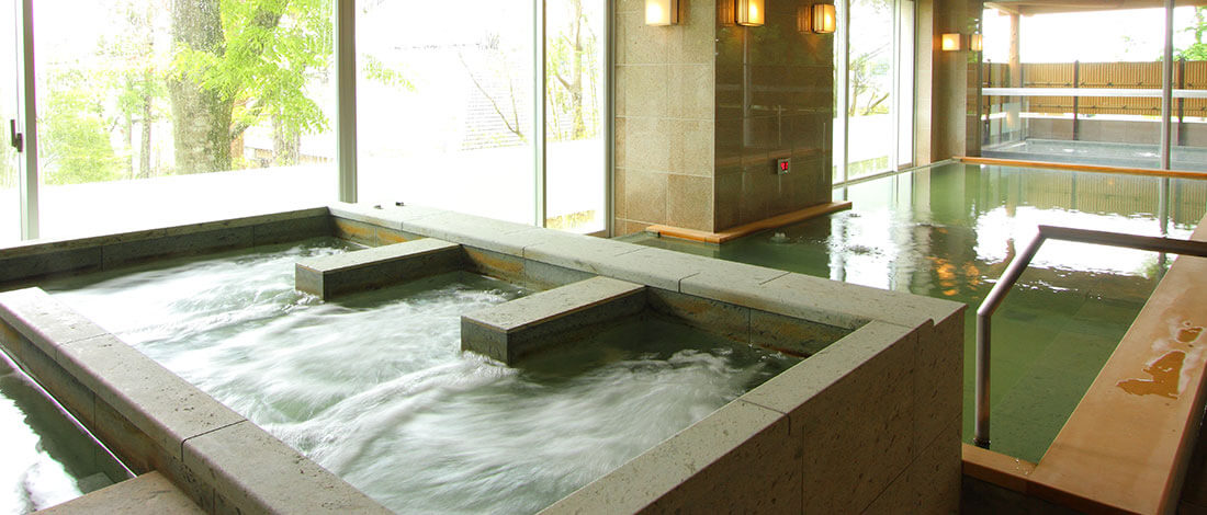 Hot spring 天然温泉